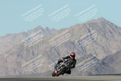 media/Dec-01-2025-Moto Forza (Mon) [[2daa91e15f]]/2-Intermediate Group/Session 4 Turn 9/